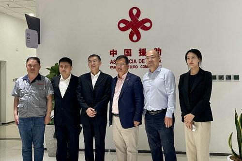 A division director from the CIDCA visited the China Aided El Salvador National Library Project (图1)
